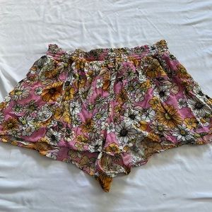 Forever 21 booty shorts, size M